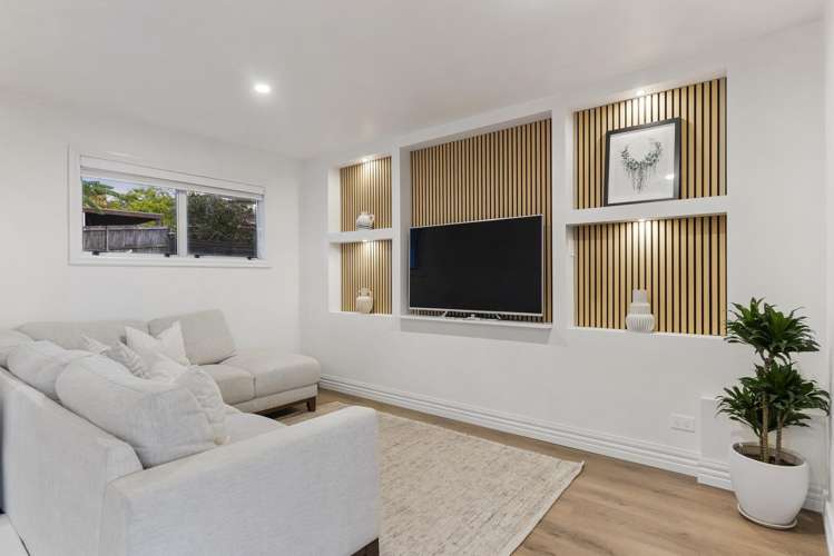 1/36 Aeroview Drive Beach Haven_8