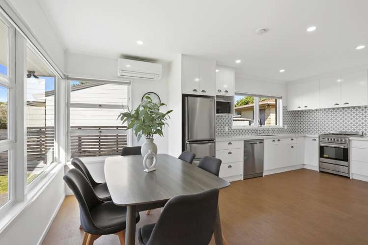 86 Muir Avenue Mangere Bridge_7