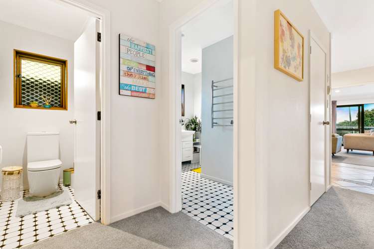 1/67 Seaview Road Castor Bay_12