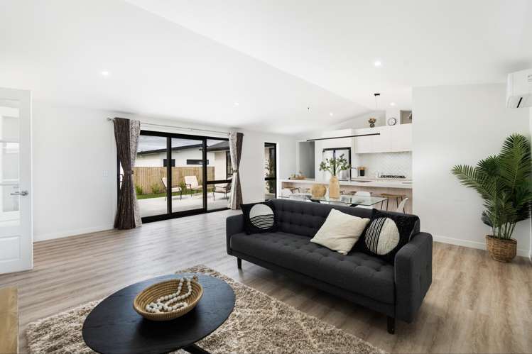 34 Agathis Crescent Wigram_6