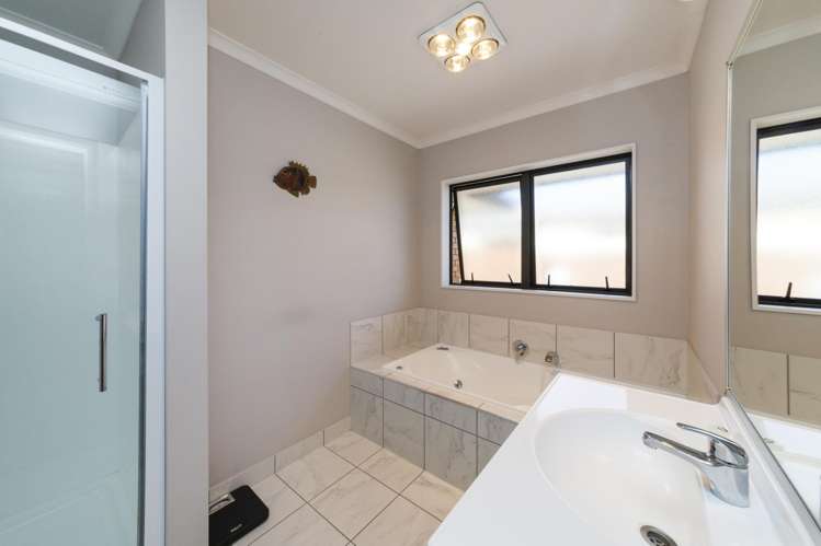 45 Peter Hall Drive Kelvin Grove_13