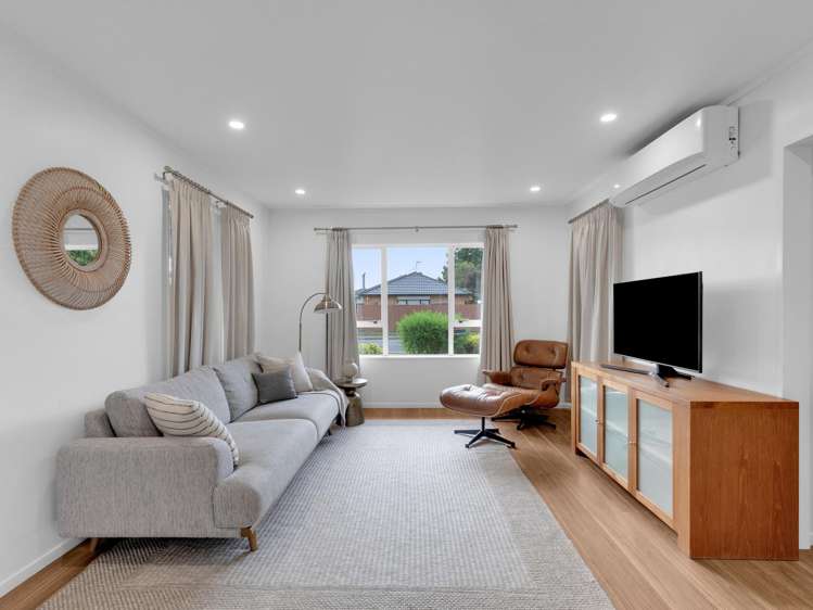 31 Forth Crescent Glenview_11