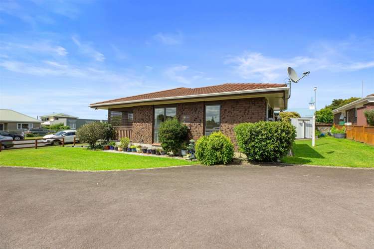 7/19 Oxford Street Te Puke_4