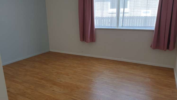 8 Orchid Place Te Atatu South_6