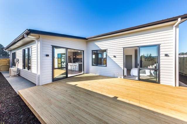 11 Ropere Street Kumeu_2