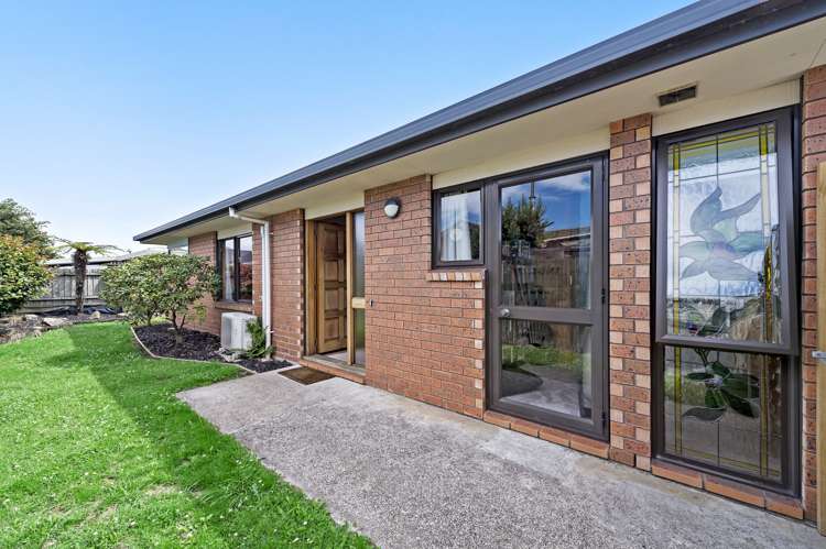 2/98 Springs Road Hornby_0
