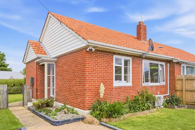 Immaculate Home, Beautifully Refreshed