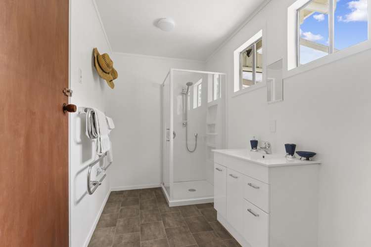 3 Sandy Bay Road Kenepuru Sound_13