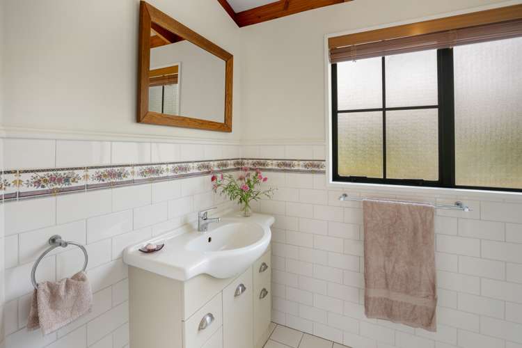 134d Raumati Road Raumati Beach_23