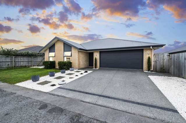 Private, Practical & Perfectly Positioned!
