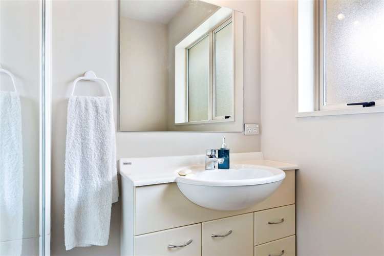 61b Frankleigh Street Somerfield_10