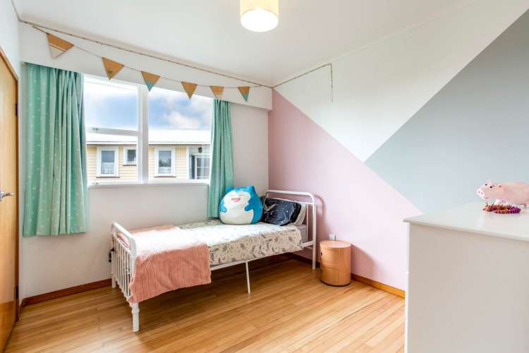 91 Holly Street Avondale_12