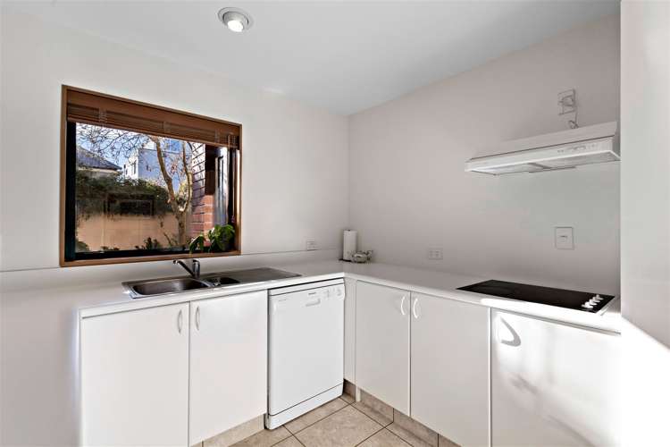 3/20 Gracefield Avenue Christchurch Central_25