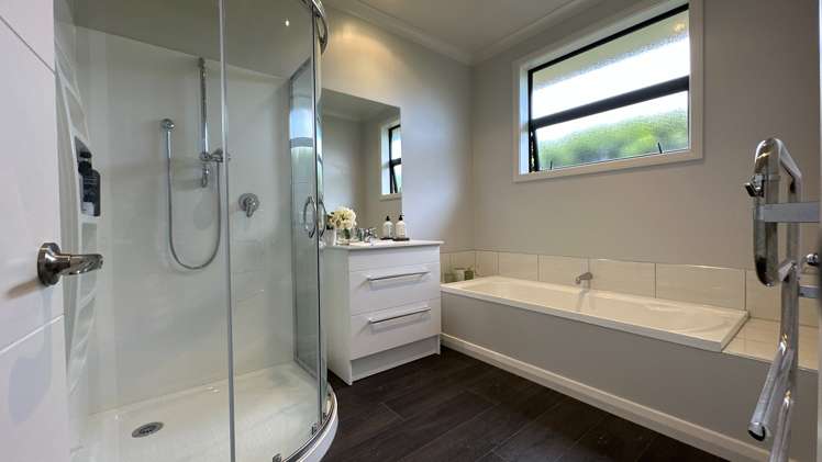 12 Somerset Grove Allenton_15