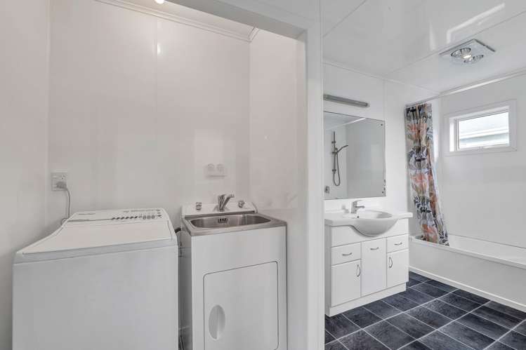33 Beach Street Fitzroy_14