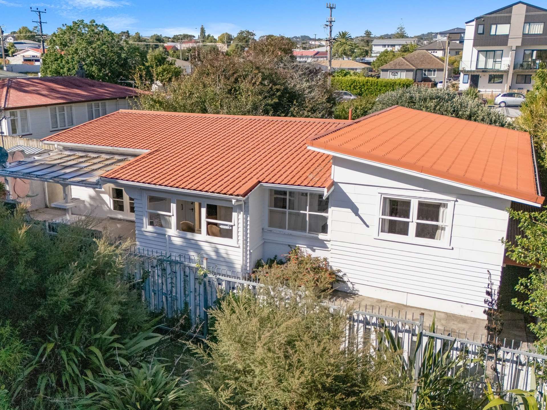 21 St Leonards Road Kelston_0