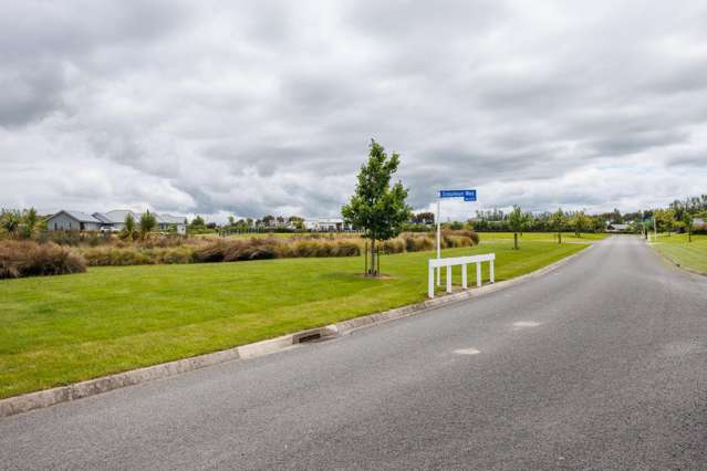 64 Hartwell Drive Kelvin Grove_2