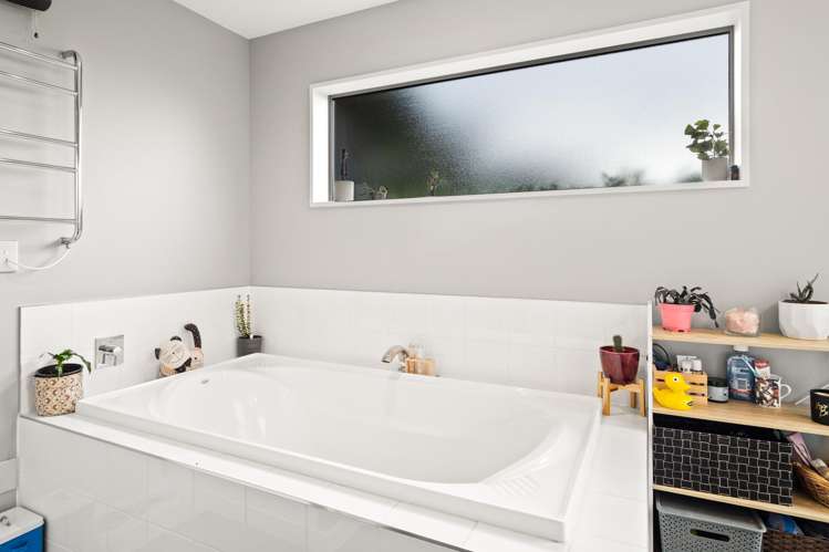 18 Somerset Grove Allenton_13