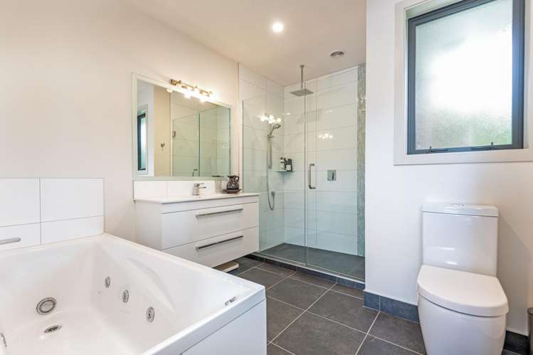 78 County Heights Drive Aokautere_16