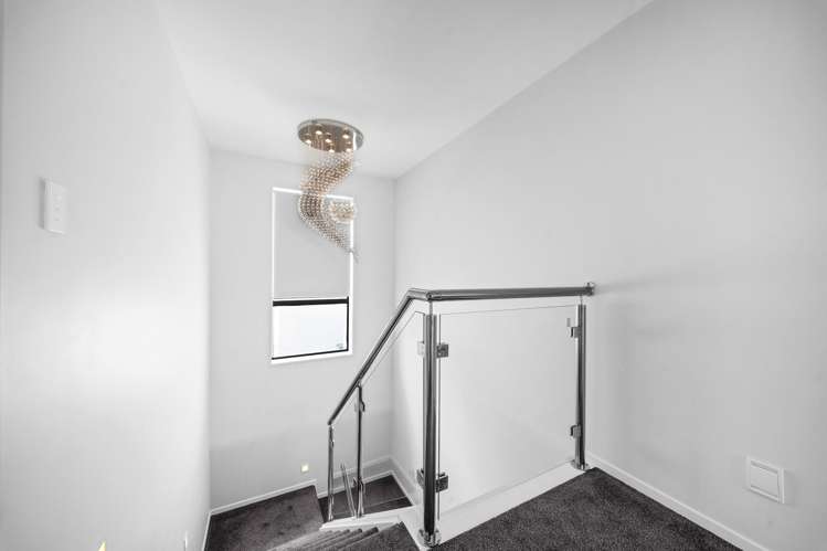 18 Horsefield Drive Flat Bush_14