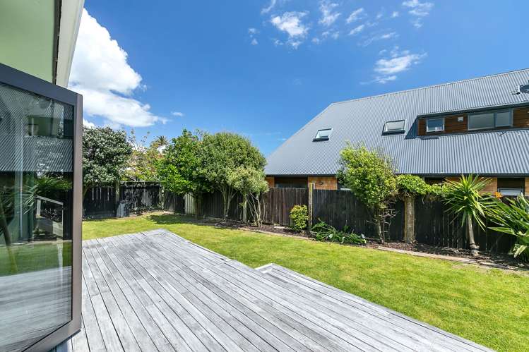 9 Richard Street Titahi Bay_19