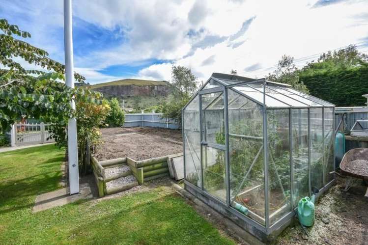 20 Muri Street Aramoana_17