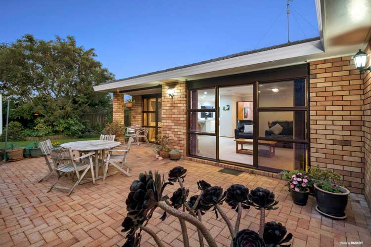 1/66 Picasso Drive West Harbour_17