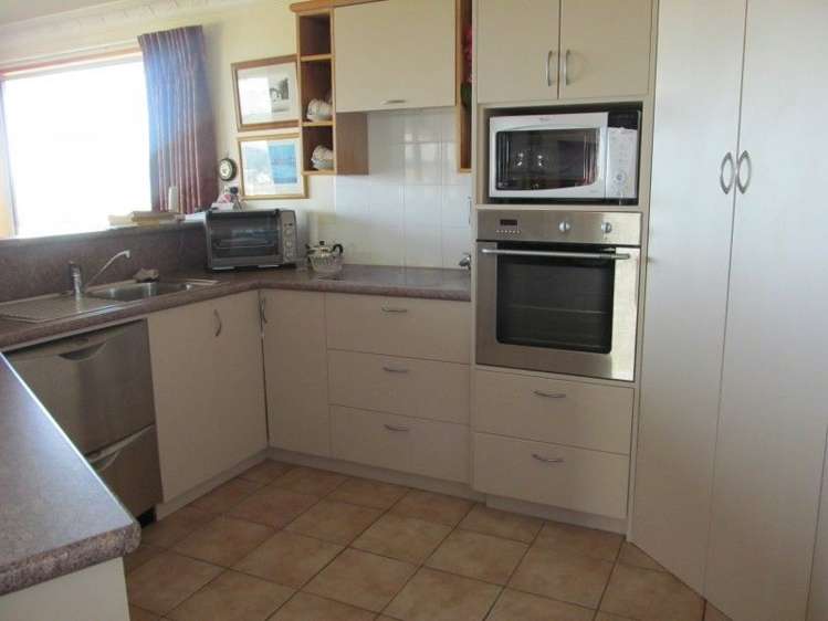 12 Osborne Street Riverton_3