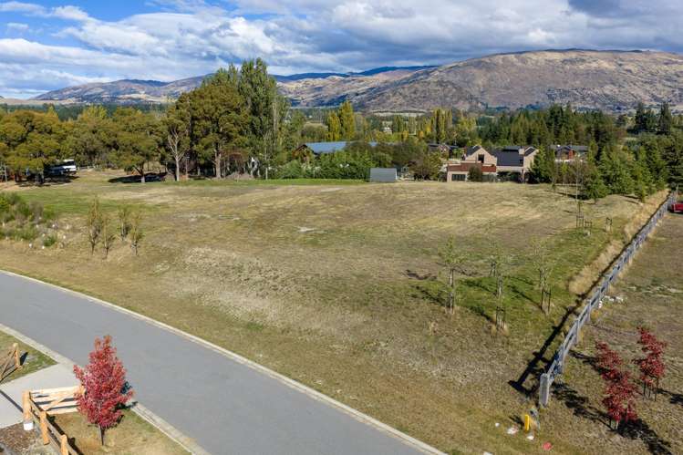 14 Head Place Albert Town_2