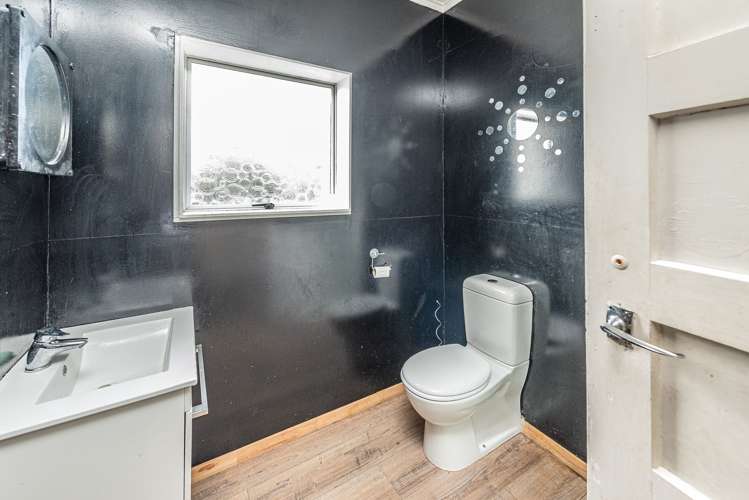 65 Swiss Avenue Gonville_9