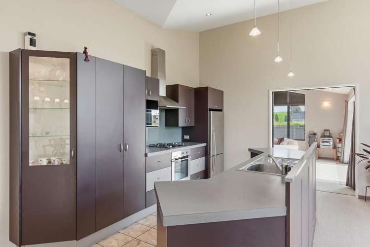 2 Cadastral Court Paraparaumu_12