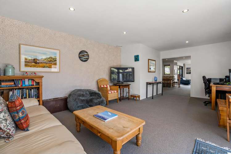 191 Aubrey Road Wanaka_10