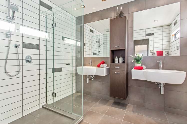 10 Waimanu Bay Drive Te Atatu Peninsula_16