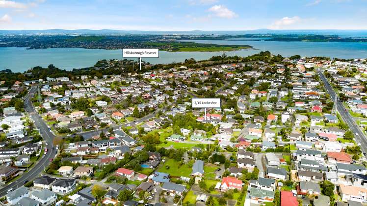 3/15 Locke Avenue Mount Roskill_14