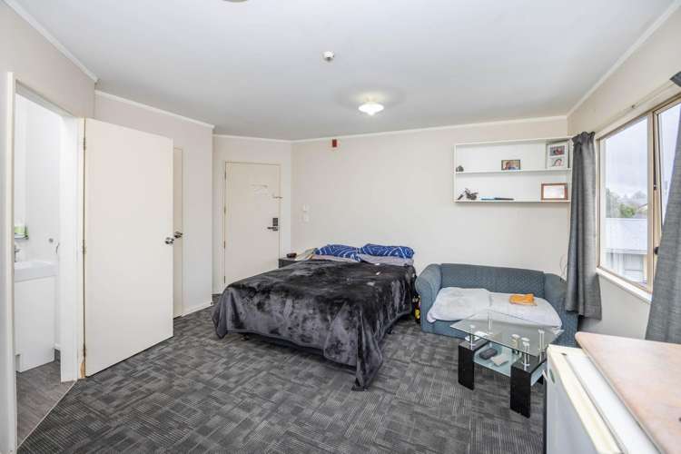 5A Inverness Avenue Hamilton East_14