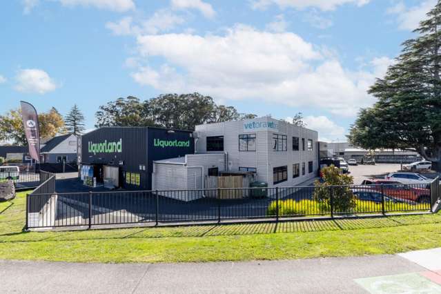 Dual Tenanted Investment