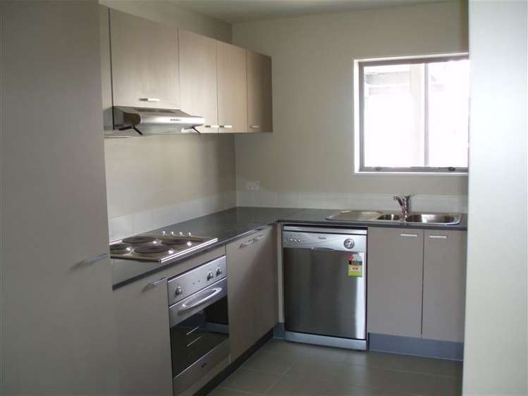 2b/28 Morning Star Place Mount Albert_3