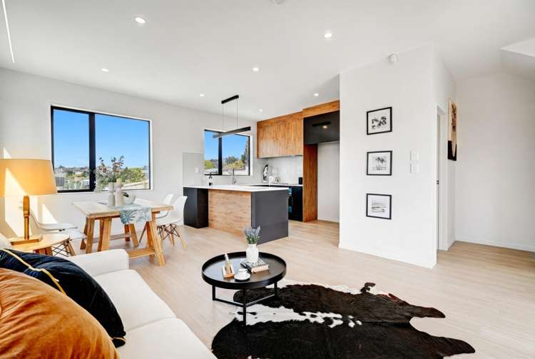 1/16 Binsted Road New Lynn_22