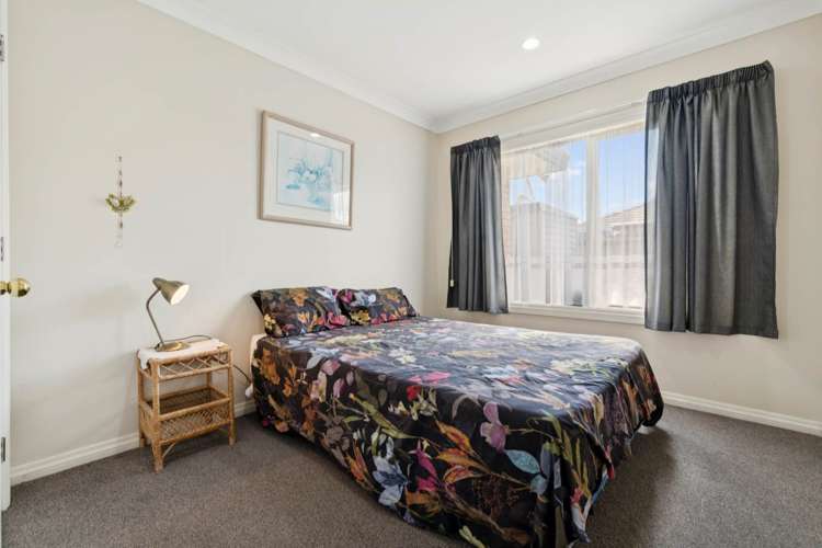 29 Broadhurst Road Flat Bush_11