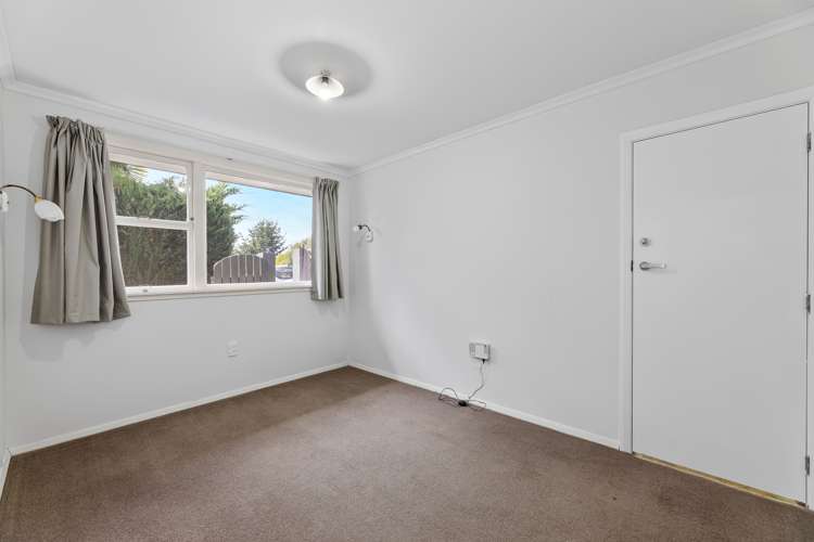 7 Houghton Crescent Redwoodtown_11