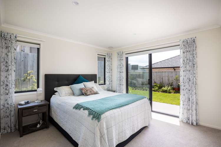 12 Rehua Place Waiwhakaiho_13