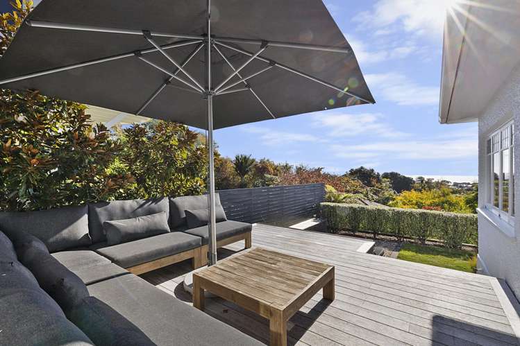 76 Belt Road New Plymouth Central_11