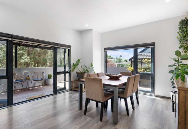 8/19 Langana Avenue Browns Bay_2