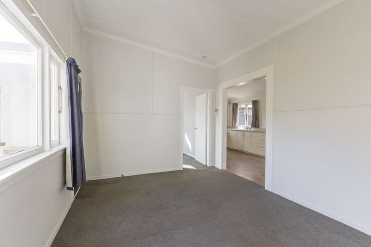 8b Hurley Road Paraparaumu Beach_3