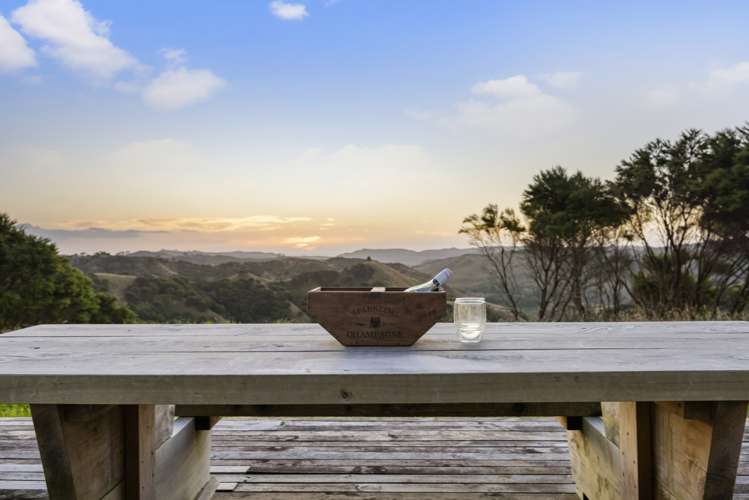 2368 Wairamarama Onewhero Road Glen Murray_15