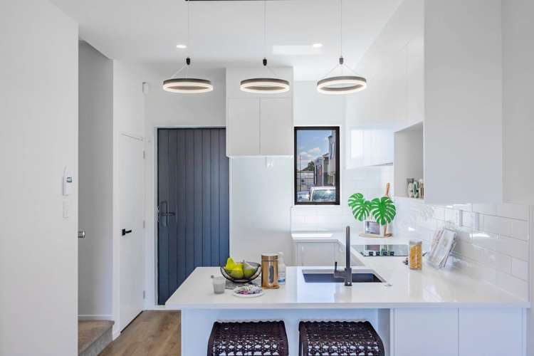 43 Kiato Lane Flat Bush_6