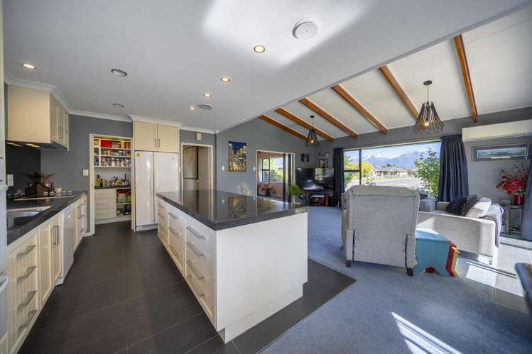 8 Bowen Street Te Anau_9