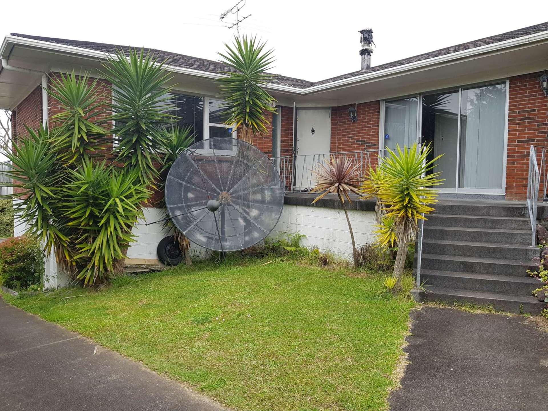 16 Alton Terrace Pakuranga Heights_0