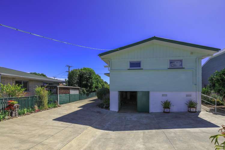 9 West Crescent Te Puru_15