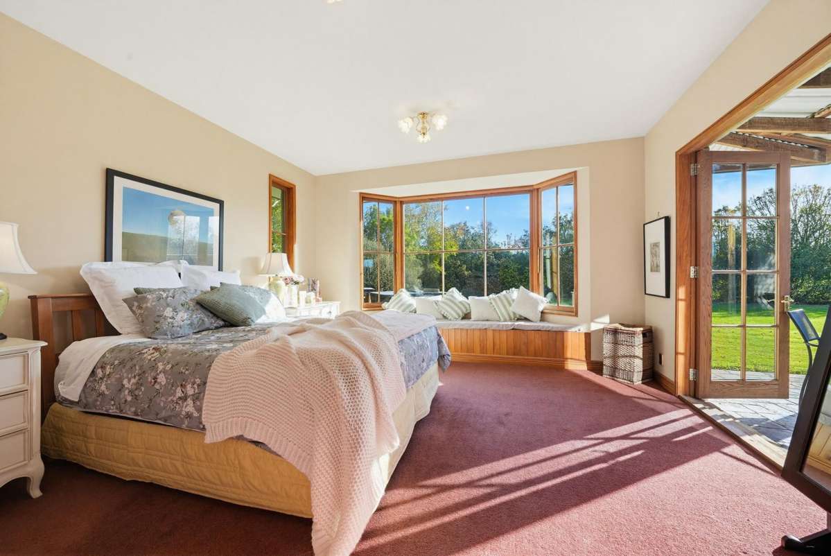 1402 North Eyre Road_5